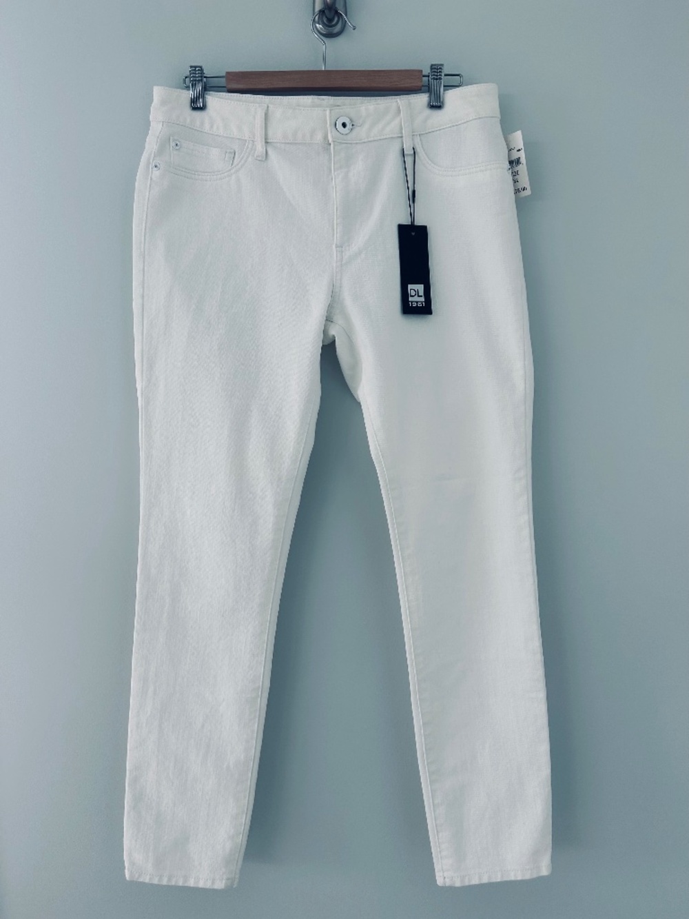 NWT DL1961 Florence Ankle Jeans in Milk (White) Sz 32